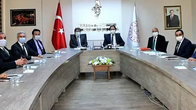 Yüz yüze eğitimde alınacak önlemler masaya yatırıldı