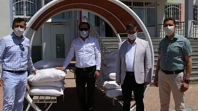 Kayseri'de öğretmen ve öğrencilerden ihtiyaç sahiplerine 9 bin çuval un yardımı