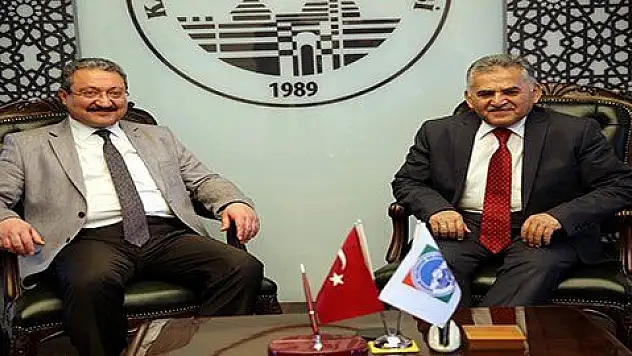 Büyükkılıç: 'Bilimin merkezi Kayseri'