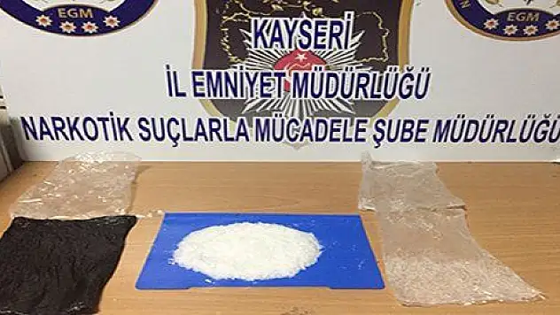 İç çamaşırında 157 gram metamfetamin ele geçirildi