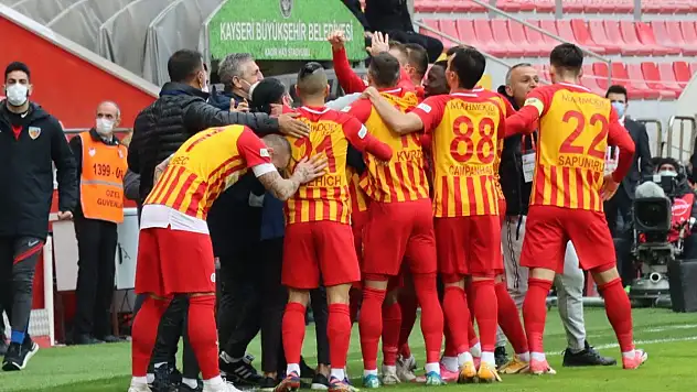 Kayserispor seriye taktı! 