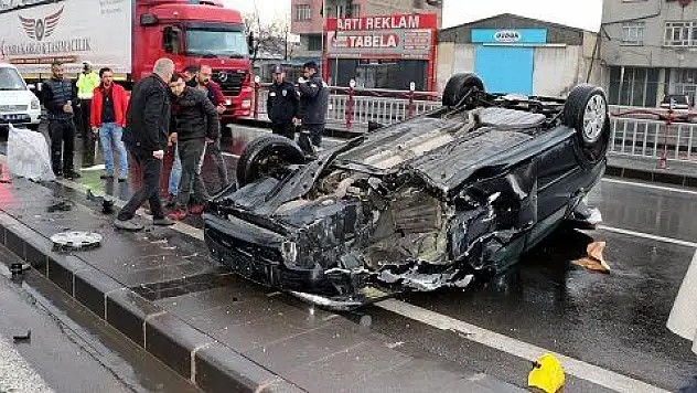 Bu otomobilden yara almadan kurtuldu