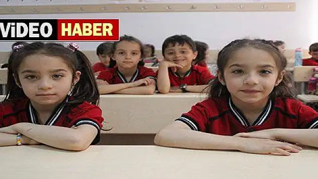 Dördüzlerin karne sevinci