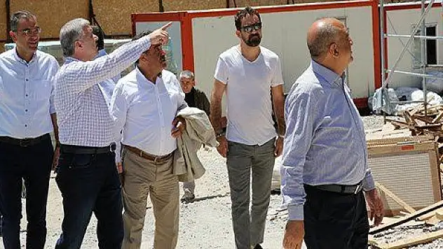 Sahabiye'ye örnek okul 