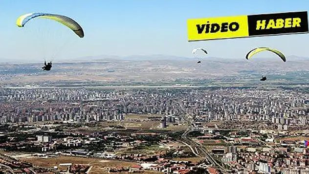 Kayseri'de yamaç paraşütü şöleni 