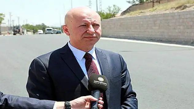Kocasinan Belediyesi'nin asfalt atağı hız kesmeden devam ediyor