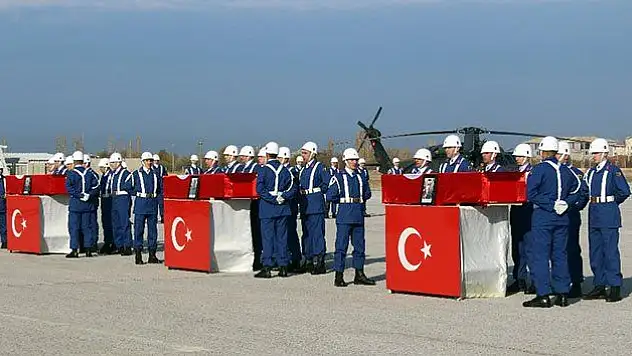 Şehitler memleketlerine uğurlandı