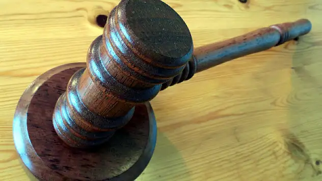 Kadına şiddet davası ertelendi