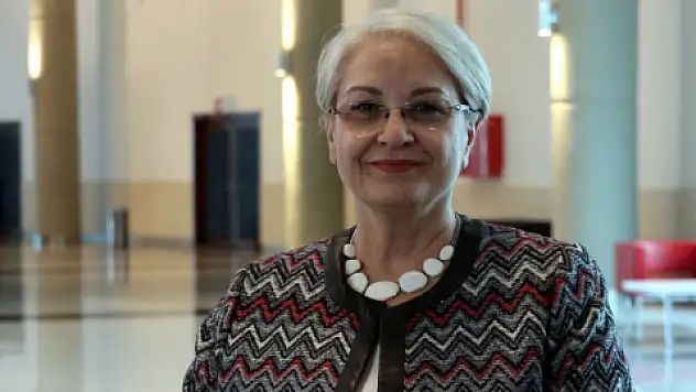 42'sinde anne oldu, çocuk isteyenler için dernek kurdu