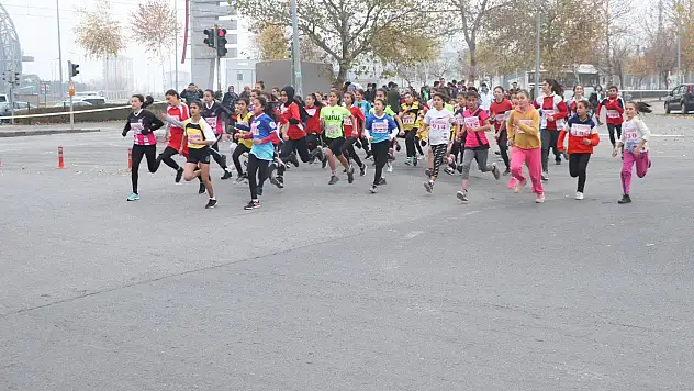 Okullar arası Yıldız Genç Kros İl Birinciliği tamamlandı