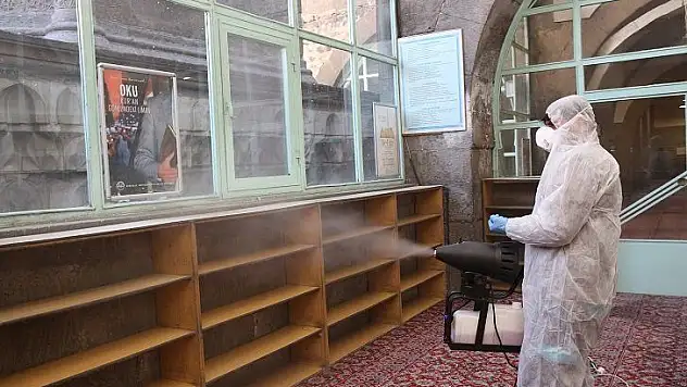 Melikgazi Belediyesince dezenfekte çalışması yapıldı