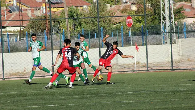3 puan Şekerspor'un...