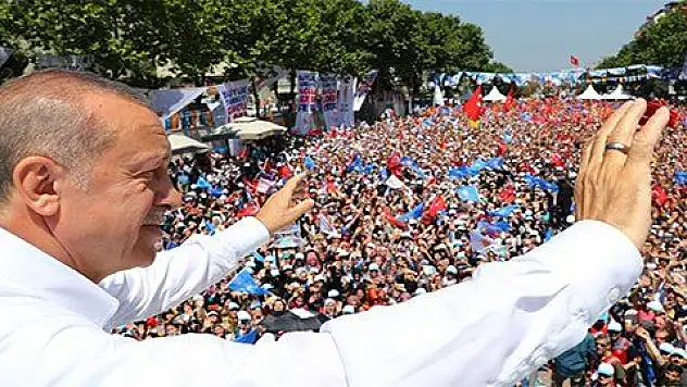 AK PARTİ'DE ADAYLIK BAŞVURUSU UZATILDI