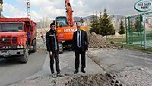 Karayol hizmet kalitesini artırmak için gece gündüz çalışıyor