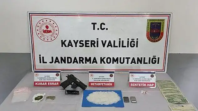 Enişte ve kaynına uyuşturucu operasyonu