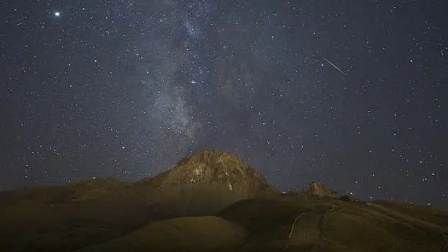 Meteor yağmurunu Erciyes Dağı'nda izlediler