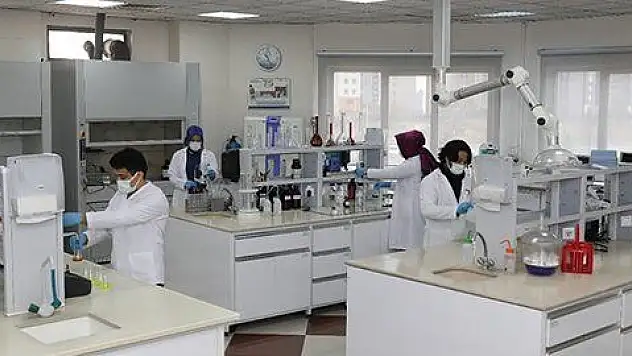Bölgenin en güçlü su laboratuvarları KASKİ'de