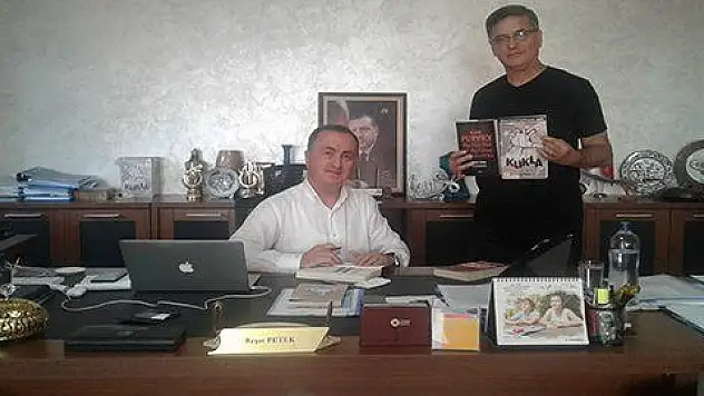 'Kukla' kitabı dünya gündeminde