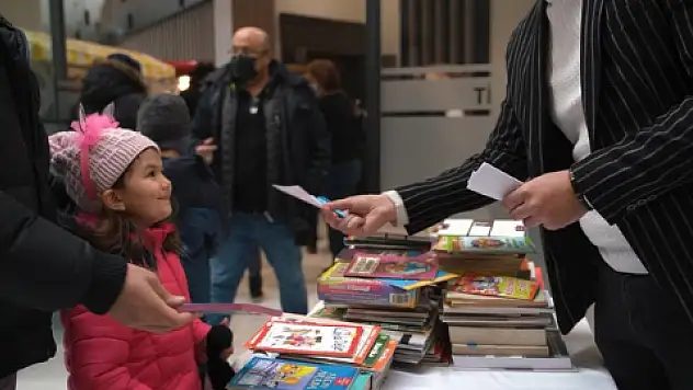  'Kitap sizden sinema bileti bizden' kampanyasına büyük ilgi