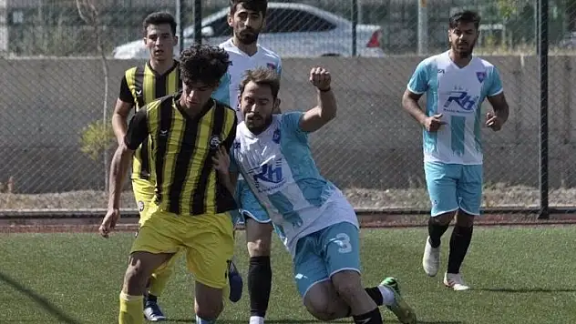 Galibiyeti olmayan takımlar karşı karşıya