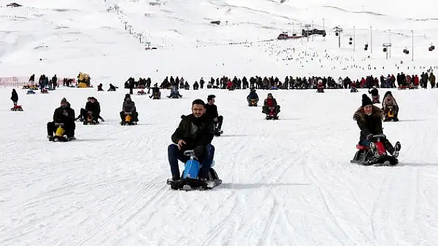 Erciyes'te hafta sonu yoğunluğu