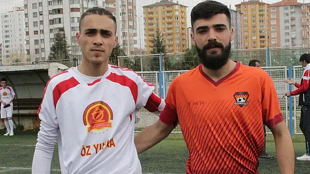 Kardeşler rakip oldu 