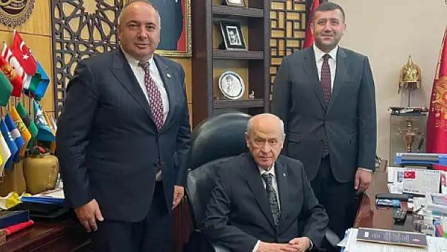 Milletvekili Ersoy MHP'ye üye oldu