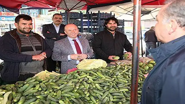 Başkan Çolakbayrakdar yeni nesil pazar yerini inceledi 