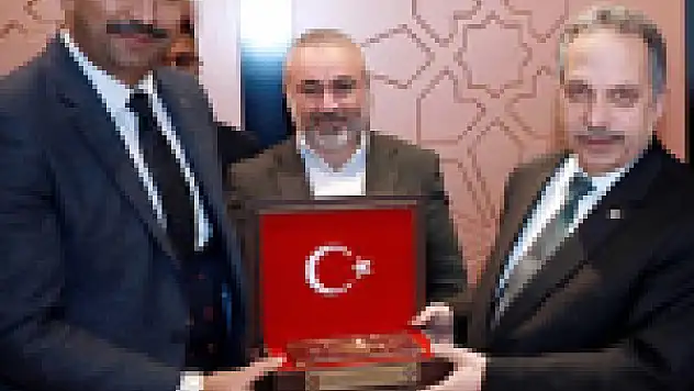 Başkan Yalçın Belediye işçileriyle bir araya geldi