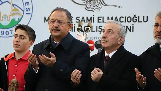 ÖZHASEKİ: CUMHURİYET TARİHİMİZİN EN ZOR GÜNLERİNİ YAŞIYORUZ