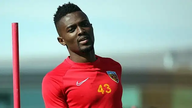 Bernard Mensah devreyi kapattı