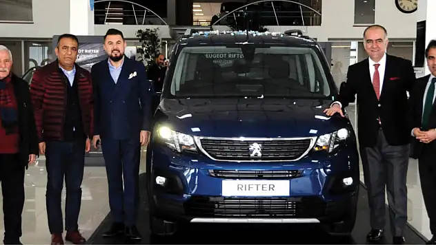 Peugeot Yeni Yüzü Rifter'i Kayseri'de tanıttı