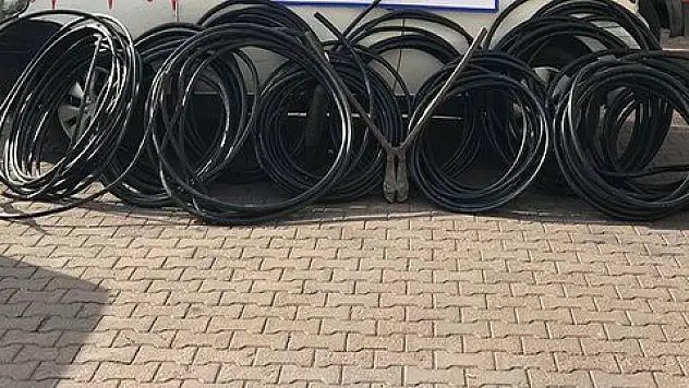 Kayseri 'yi internetsiz bırakan 10 zanlı yakalandı 