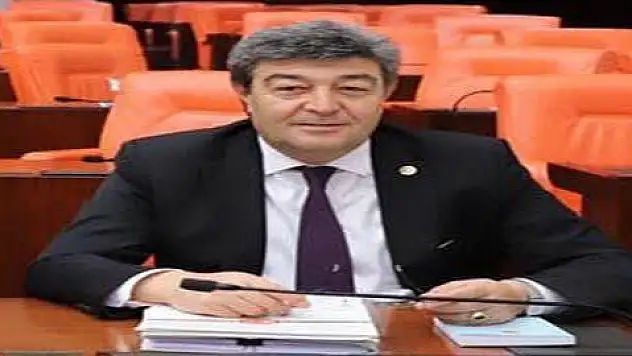 Ataş, Sınav Ücretlerini Meclis Gündemine Taşıdı 