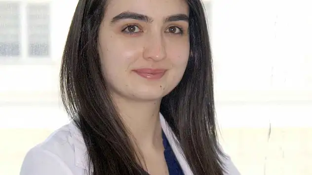 Soğuklara kalkan olan pekmez her derde deva 