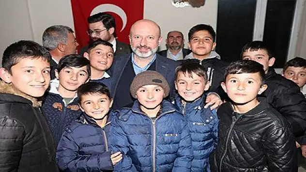 Çolakbayrakdar 'Vatandaşlarımızın Huzuru Ve Mutluluğu İçin Çalışıyoruz'