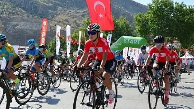 Erciyes 2021 Yol Bisikleti Yarışları, Develi etabıyla devam ediyor