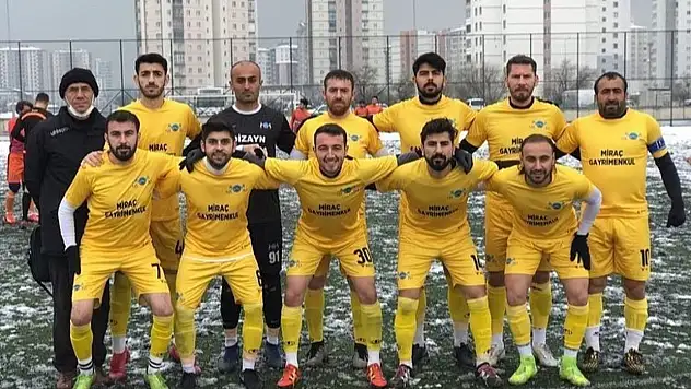 Erciyes Esen Makinapor 3 puanı 7 golle aldı