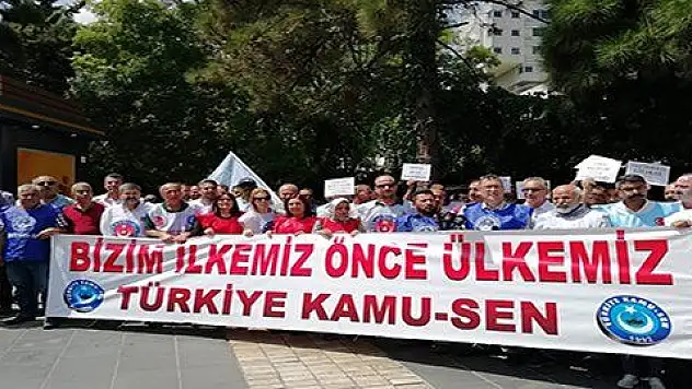 Ünal: 'Sendikaları er meydanı alanlardır ve alanlara ancak yüreği yetenler iner'