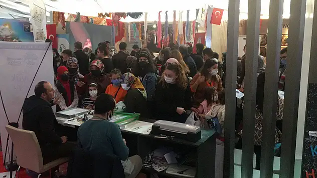 Büyükşehir Belediyesi stantları başkentte ilgi gördü