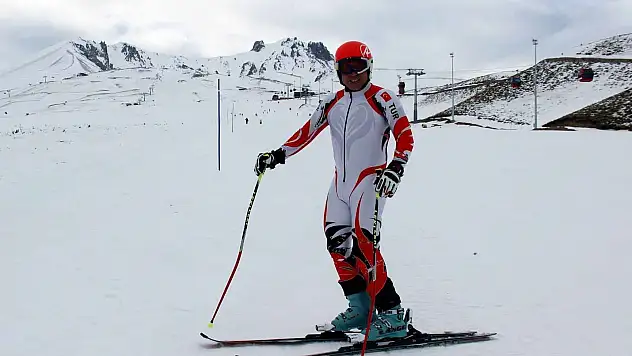 Olimpiyatlara Erciyes'te hazırlanıyor 
