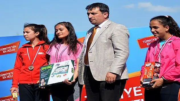 En hızlı atletler Kayseri'de belirlendi  