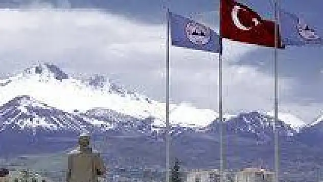 ERÜ sporcuları 162 üniversite arasında 4'üncü