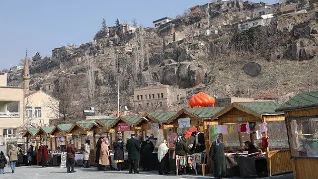 'Maharetli Eller' yine uğrak noktası oldu