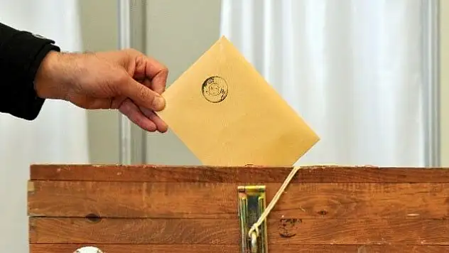 AK Parti'den, seçiminin iptali için yeni hamle