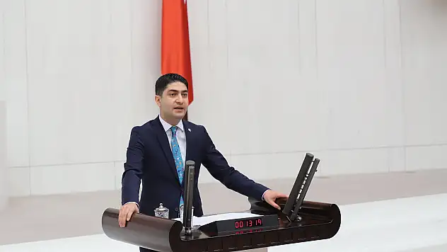 Özdemir kırsalda yaşanan su sıkıntısını Meclis gündemine taşıdı