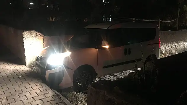  Polisten kaçan uyuşturucu taciri bacağı kırılınca yakayı ele verdi