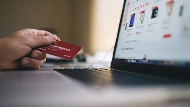 Yılbaşı alışverişi için tercih e-ticaret oldu