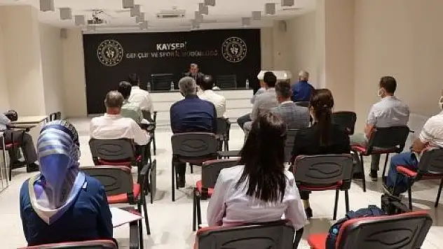 Ali İhsan Kabakcı müdürlerle bir araya geldi