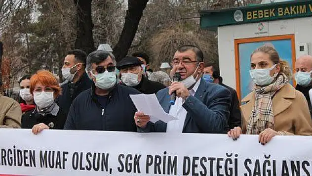 DİSK: 'Asgari ücret 3 bin 800 TL olmalı'